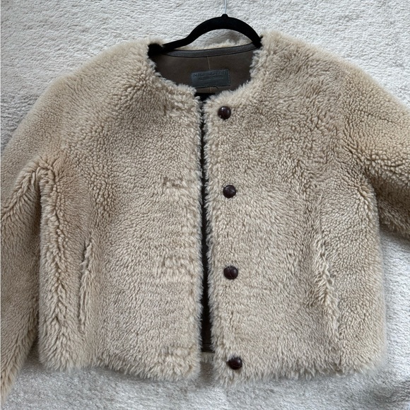 Nili Lotan Carole Shearling Short Coat - Picture 6 of 10